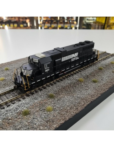 Athearn ATH-1442 - EMD SD38 Diesel Locomotive Norfolk Southern HO | Basar Valira Trens