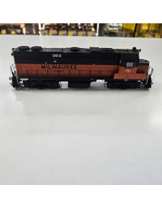 Athearn ATHG71842 - Locomotive EMD GP38-2 Milwaukee Road HO | Basar Valira Trens