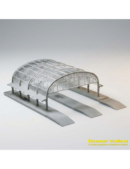 Faller - covered platform with glazing era I