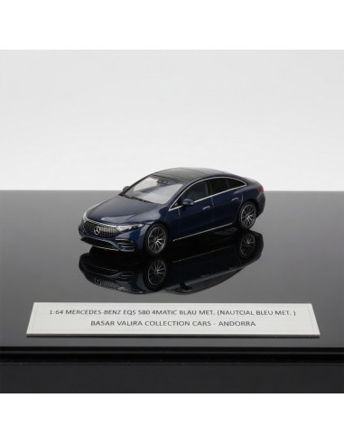 MINI GT MGT00559-L - Mercedes-Benz EQS 580 4MATIC Nautical Blue Metallic 1/64 | Basar Valira