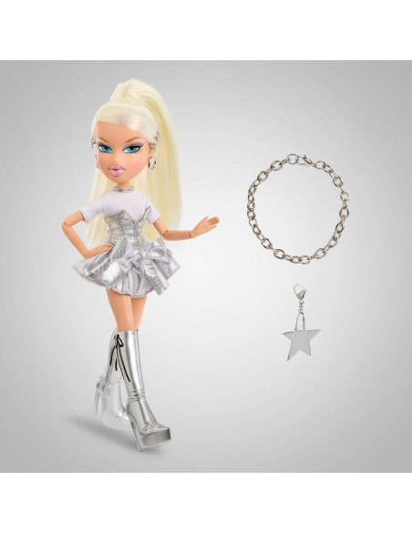 MGA 599333 - Bratz Charmz Doll Cloe with collectible charm bracelet | Basar Valira