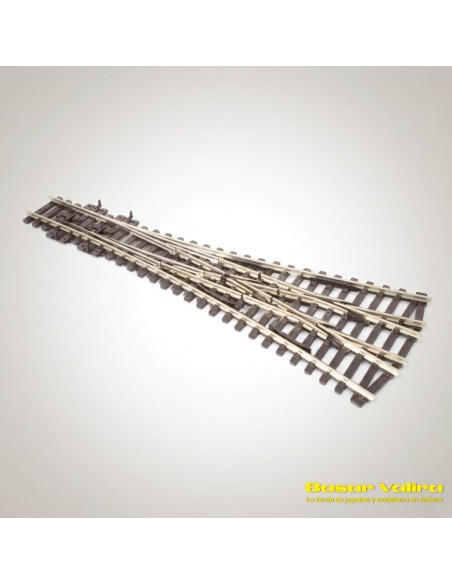 Peco SL-E99 Electrofrog triple turnout for compact spaces