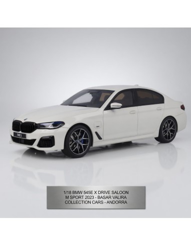 BMW 545e M Sport Saloon xDrive 2023 1/18 GT Spirit
