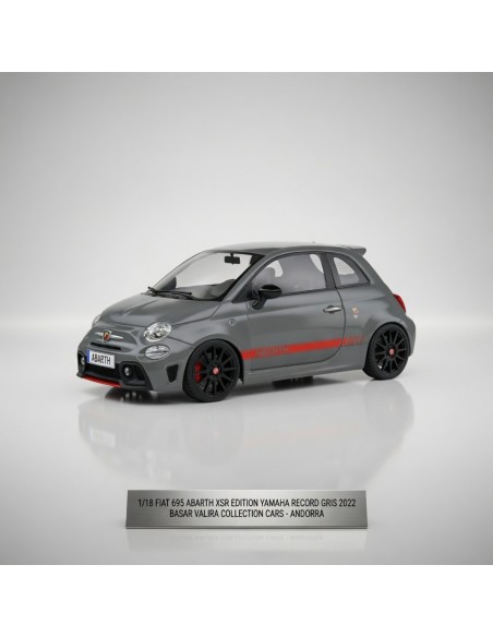 Fiat 695 Abarth XSR Edition Yamaha gris 1/18 Solido