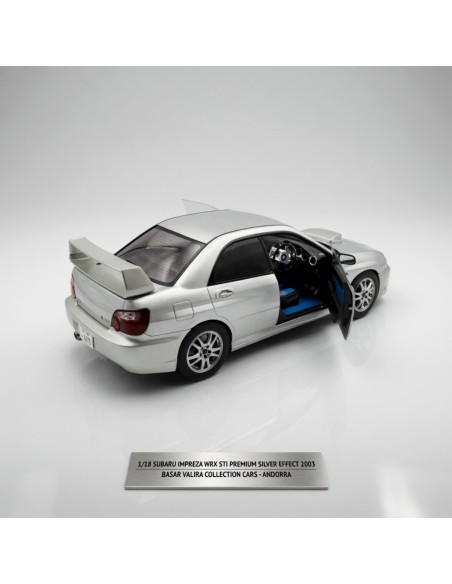 Subaru Impreza WRX STI Blobeye gris 2003 1/18 Solido