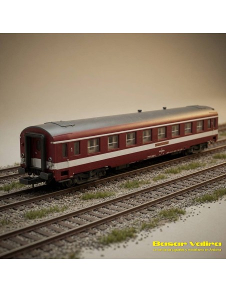 REE Modèles NW-157 - Cotxe UIC A9 Le Capitole SNCF Escala N | Basar Valira Trens