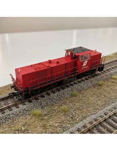 Trix 22303 - ÖBB Rh 2070 Diesel Locomotive Epoch V HO | Basar Valira Trens