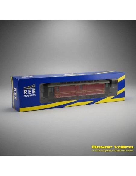 REE VB049 - OCEM 16 m SNCF Ep. II Postal Van H0